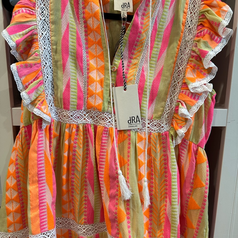 dRA Colorful Ruffled Blouse